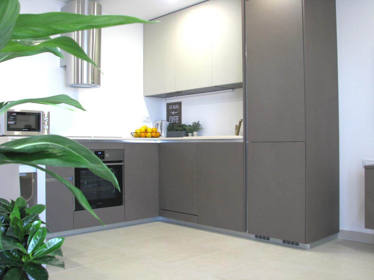 Apartman Andrea L Pomer Luaran gambar